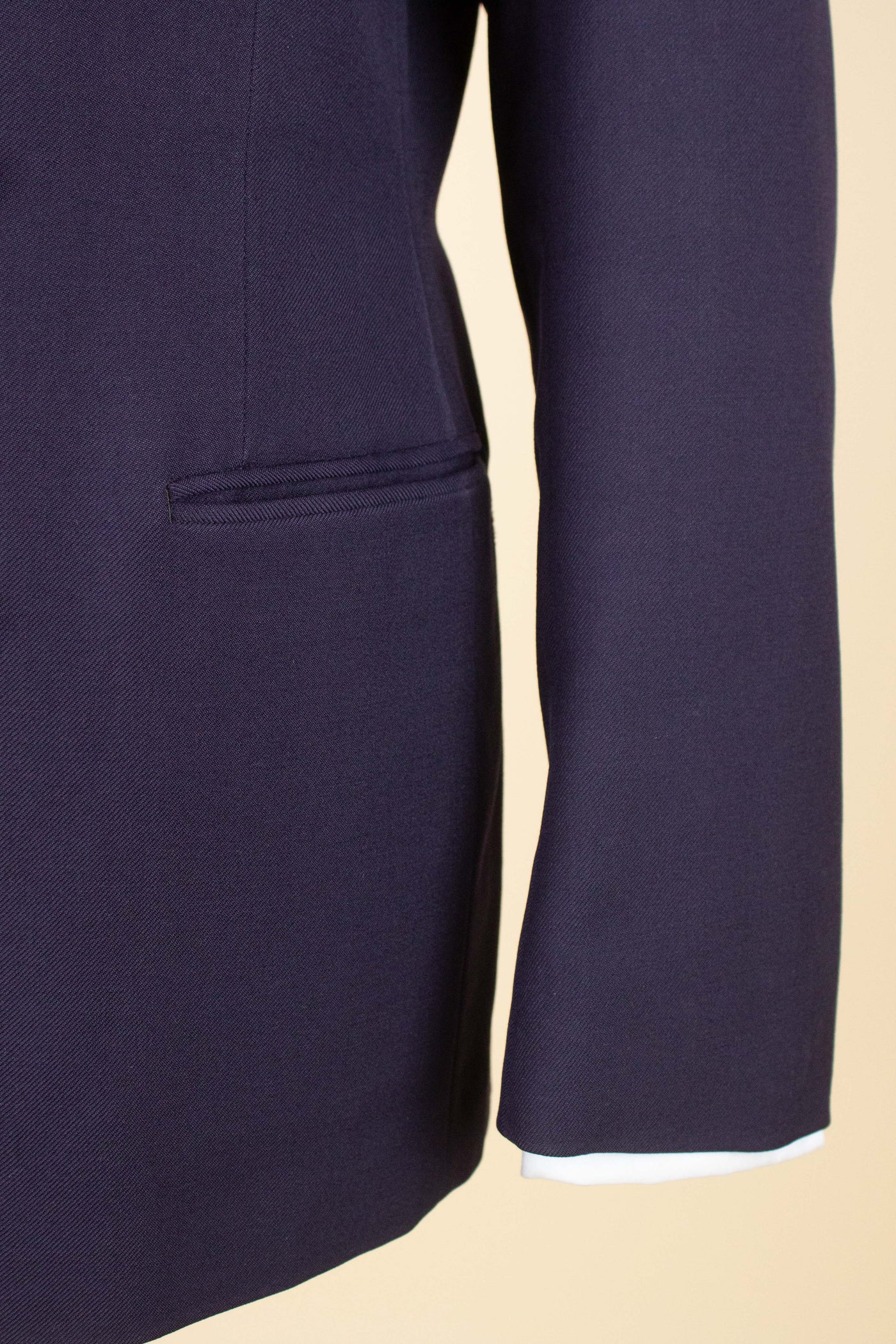 SWEDISH 1940S DARK BLUE DOUBLE BREASTED THREE PIECE SUIT BY VIKING. SIZE CA EU 50