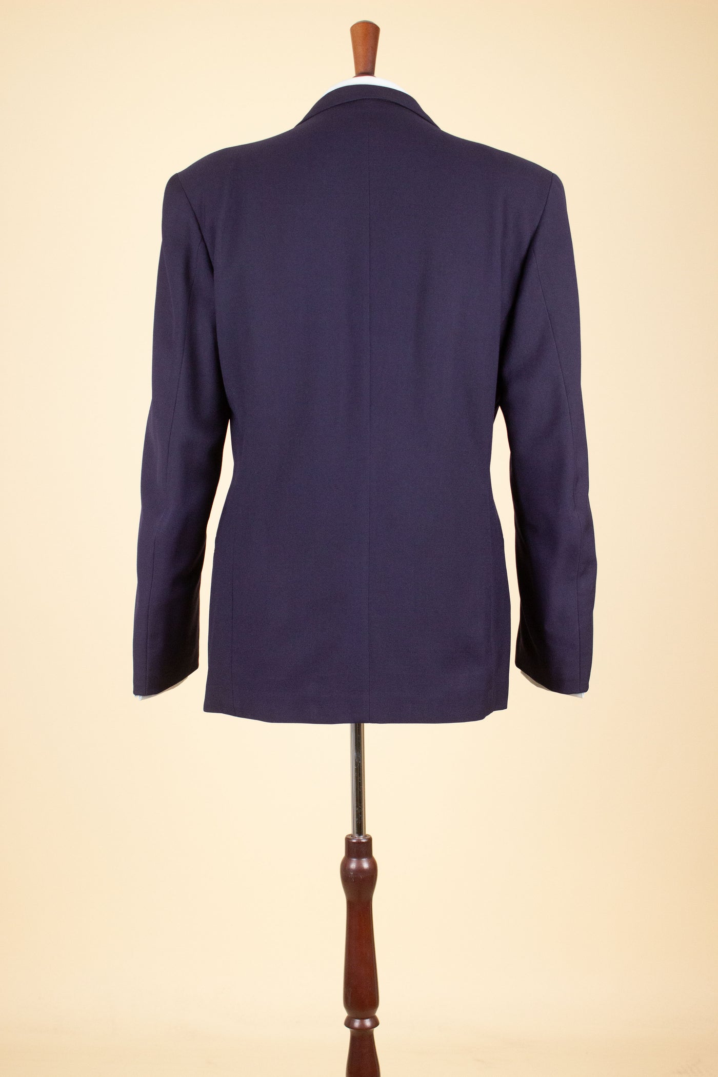 SWEDISH 1940S DARK BLUE DOUBLE BREASTED THREE PIECE SUIT BY VIKING. SIZE CA EU 50