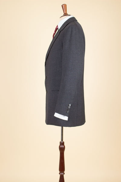 BRITISH 1961 DARK GREY TWO PIECE SINGLE BREASTED SUIT BY ANDERSON & SHEPPARD. SIZE CA EU 48