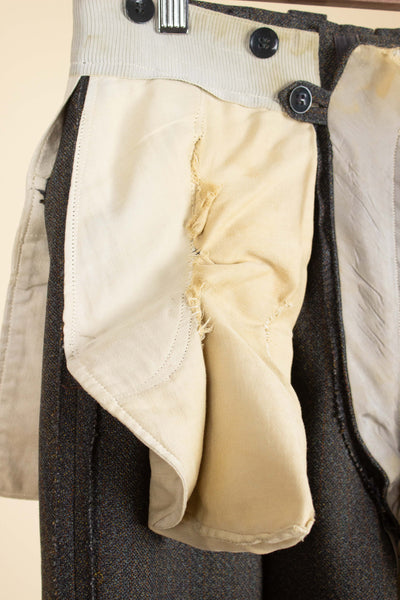 SWEDISH 1960 BESPOKE GREY TWO PIECE SUIT BY PAUL U BERGSTRÖM. SIZE CA EU 46