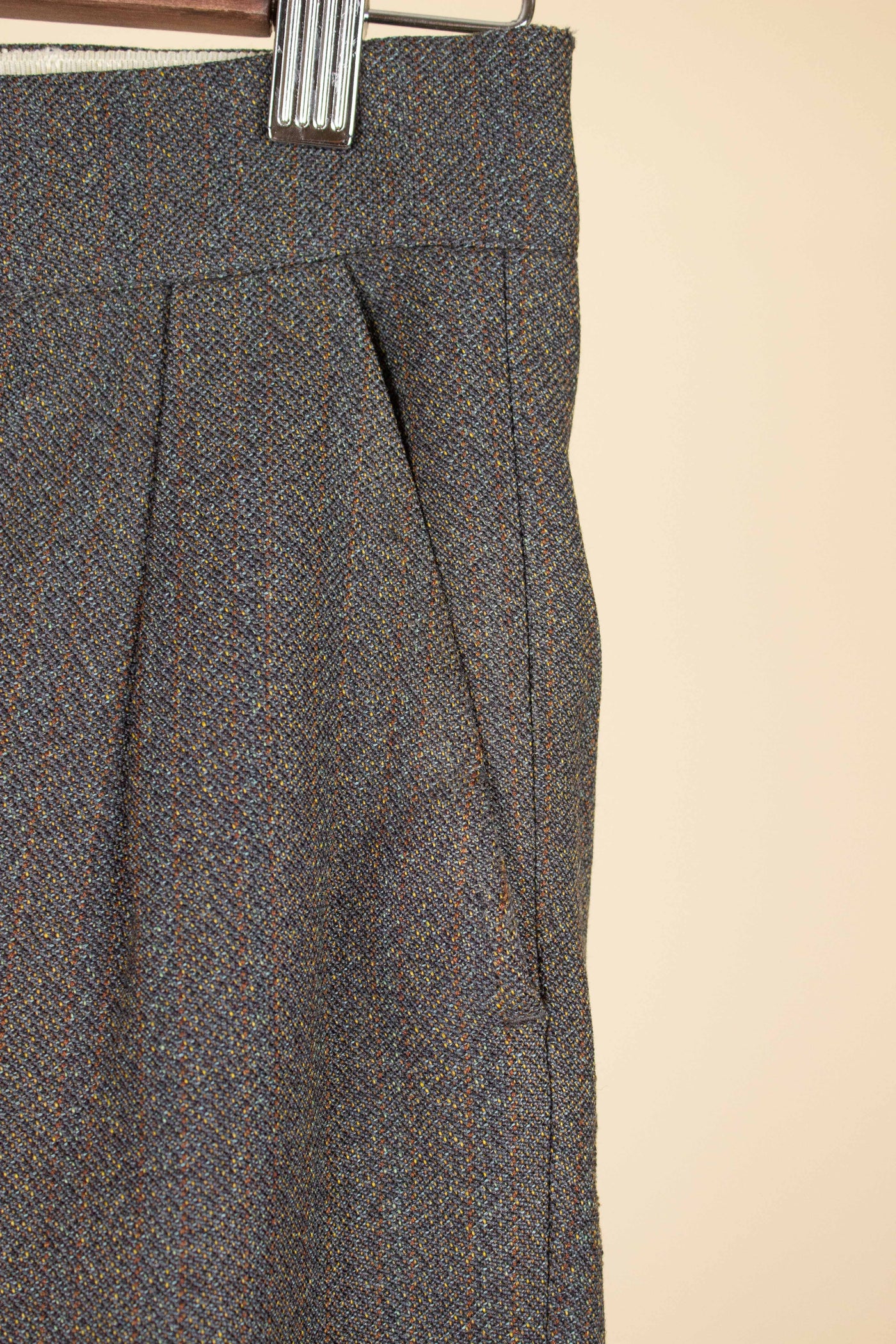 SWEDISH 1960 BESPOKE GREY TWO PIECE SUIT BY PAUL U BERGSTRÖM. SIZE CA EU 46
