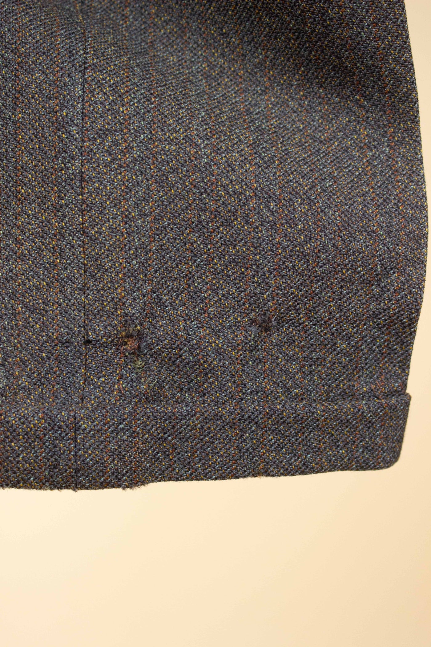SWEDISH 1960 BESPOKE GREY TWO PIECE SUIT BY PAUL U BERGSTRÖM. SIZE CA EU 46