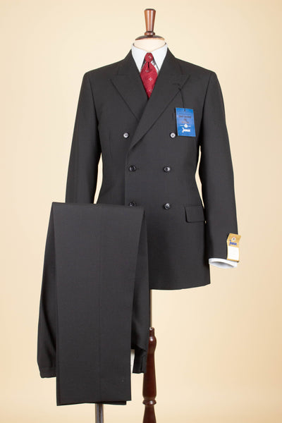 SWEDISH 1960S DEADSTOCK BLACK DOUBLE BREASTED TWO PIECE SUIT BY JUNEX. SIZE CA EU 48/44