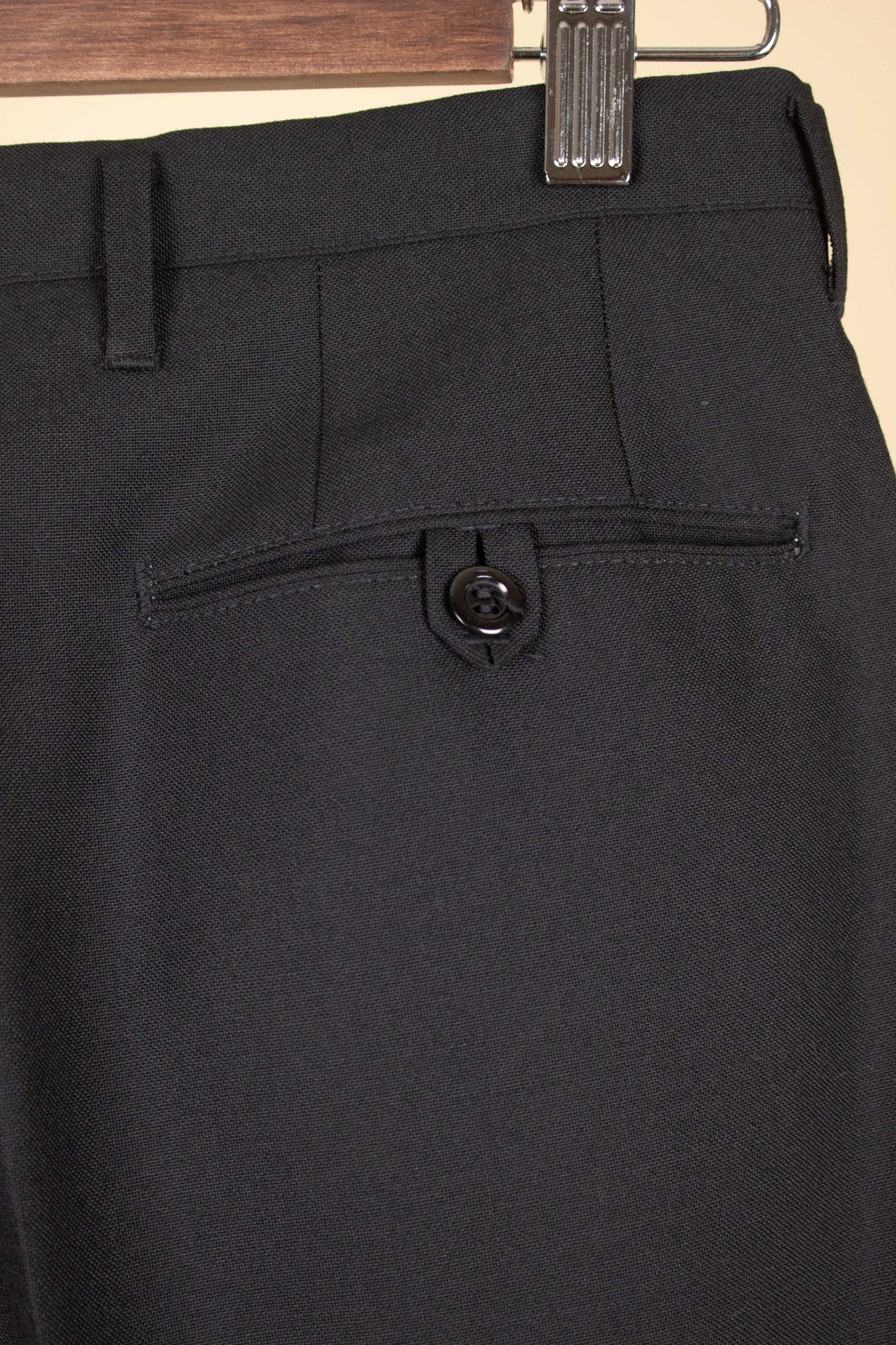 SWEDISH 1960S DEADSTOCK BLACK DOUBLE BREASTED TWO PIECE SUIT BY JUNEX. SIZE CA EU 48/44