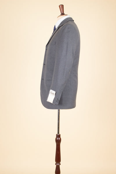 SWEDISH 1950S DEADSTOCK TWO PIECE SINGLE BREASTED MID GREY SUIT BY TEDDER. SIZE CA EU 44