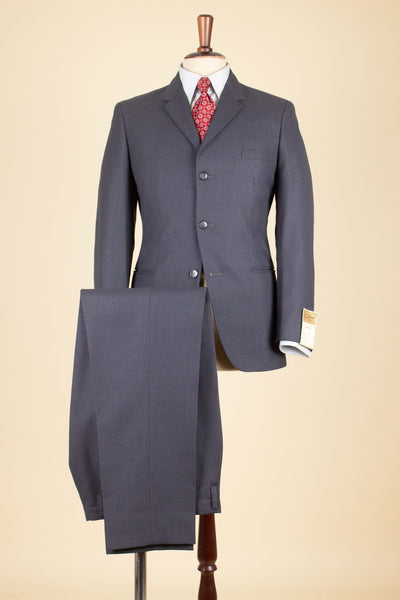 SWEDISH 1950S DEADSTOCK MID GREY TWO PIECE SINGLE BREASTED SUIT BY GULLMAN. SIZE CA EU 44