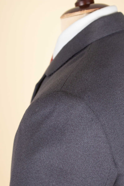 SWEDISH 1950S DEADSTOCK MID GREY TWO PIECE SINGLE BREASTED SUIT BY GULLMAN. SIZE CA EU 44