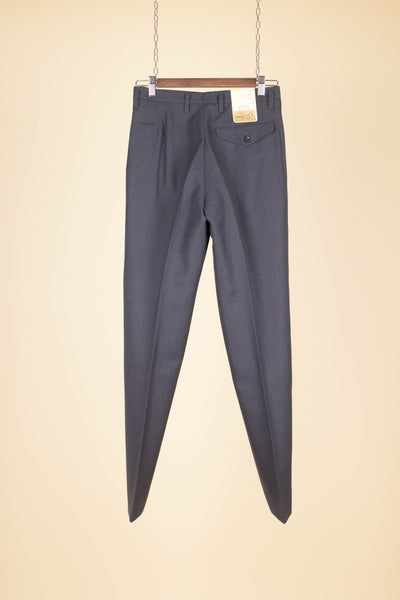 SWEDISH 1950S DEADSTOCK MID GREY TWO PIECE SINGLE BREASTED SUIT BY GULLMAN. SIZE CA EU 44