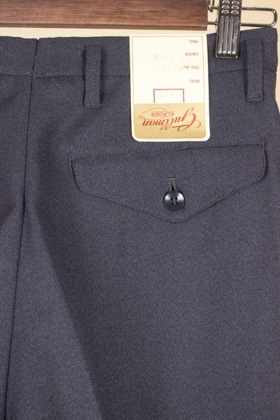 SWEDISH 1950S DEADSTOCK MID GREY TWO PIECE SINGLE BREASTED SUIT BY GULLMAN. SIZE CA EU 44
