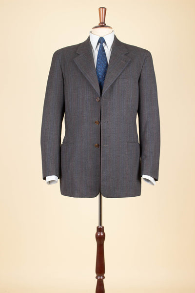 SWEDISH 1940S DARK GREY SINGLE BREASTED TWO PIECE SUIT, MAKER UNKNOWN. SIZE CA EU 48