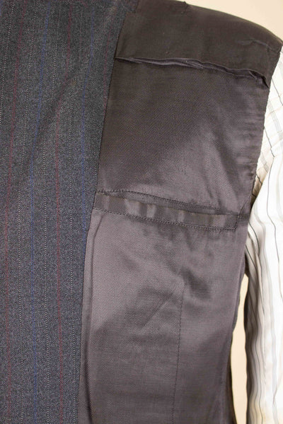 SWEDISH 1940S DARK GREY SINGLE BREASTED TWO PIECE SUIT, MAKER UNKNOWN. SIZE CA EU 48