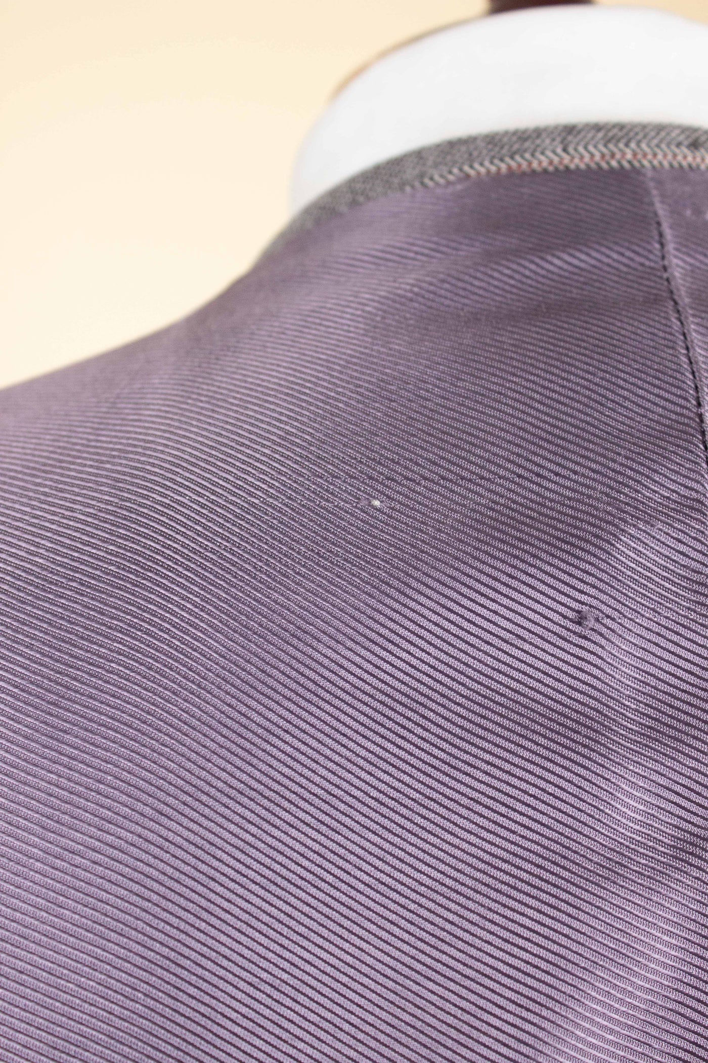 SWEDISH 1940S DEADSTOCK GREY THREE PIECE DOUBLE BREASTED SUIT BY ARS. SIZE CA EU 50