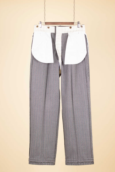 SWEDISH 1940S DEADSTOCK GREY THREE PIECE DOUBLE BREASTED SUIT BY ARS. SIZE CA EU 50