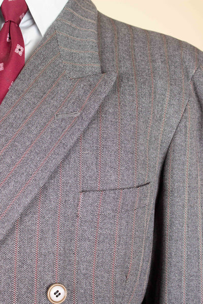 SWEDISH 1940S DEADSTOCK GREY THREE PIECE DOUBLE BREASTED SUIT BY ARS. SIZE CA EU 50