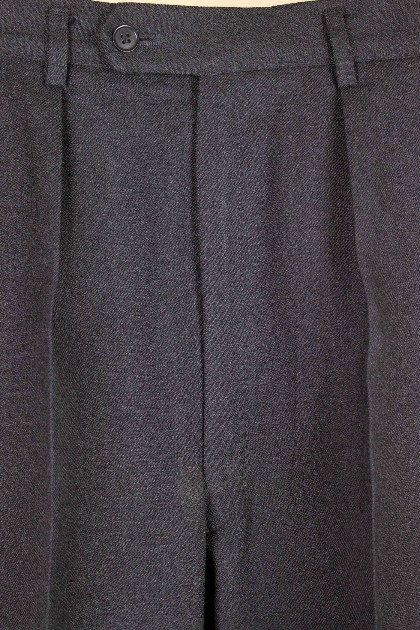 SWEDISH 1950S GREY DOUBLE BREASTED TWO PIECE SUIT BY UNKNOWN MAKER. SIZE CA EU 46