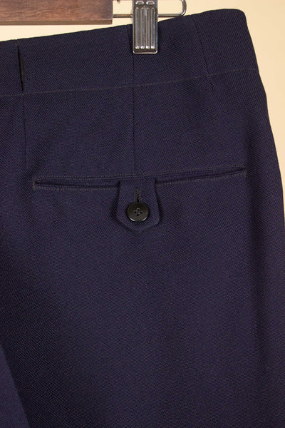 SWEDISH 1959 DARK BLUE TWO PIECE SINGLE BREASTED BESPOKE SUIT BY TH PERSSON. SIZE CA EU 50