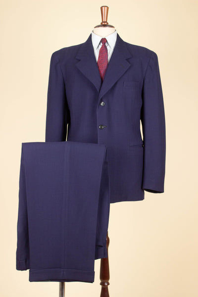 SWEDISH 1940S BLUE TWO PIECE SINGLE BREASTED SUIT, MAKER UNKNOWN. SIZE CA EU 52-54