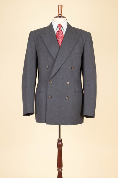 SWEDISH 1950S GREY TWO PIECE DOUBLE BREASTED SUIT BY MAGNI. SIZE CA EU 50