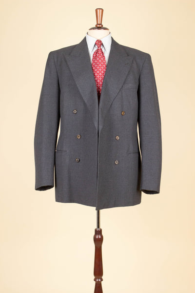 SWEDISH 1950S GREY TWO PIECE DOUBLE BREASTED SUIT BY MAGNI. SIZE CA EU 50