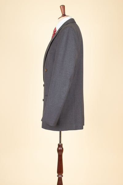 SWEDISH 1950S GREY TWO PIECE DOUBLE BREASTED SUIT BY MAGNI. SIZE CA EU 50