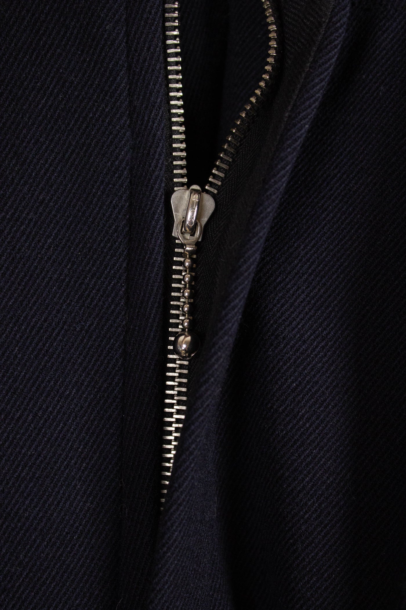 SWEDISH 1930S DARK BLUE TWILL DOUBLE SKI SUIT WITH DOUBLE BREASTED JACKET AND PLUS FOURS. SIZE CA EU 44-46