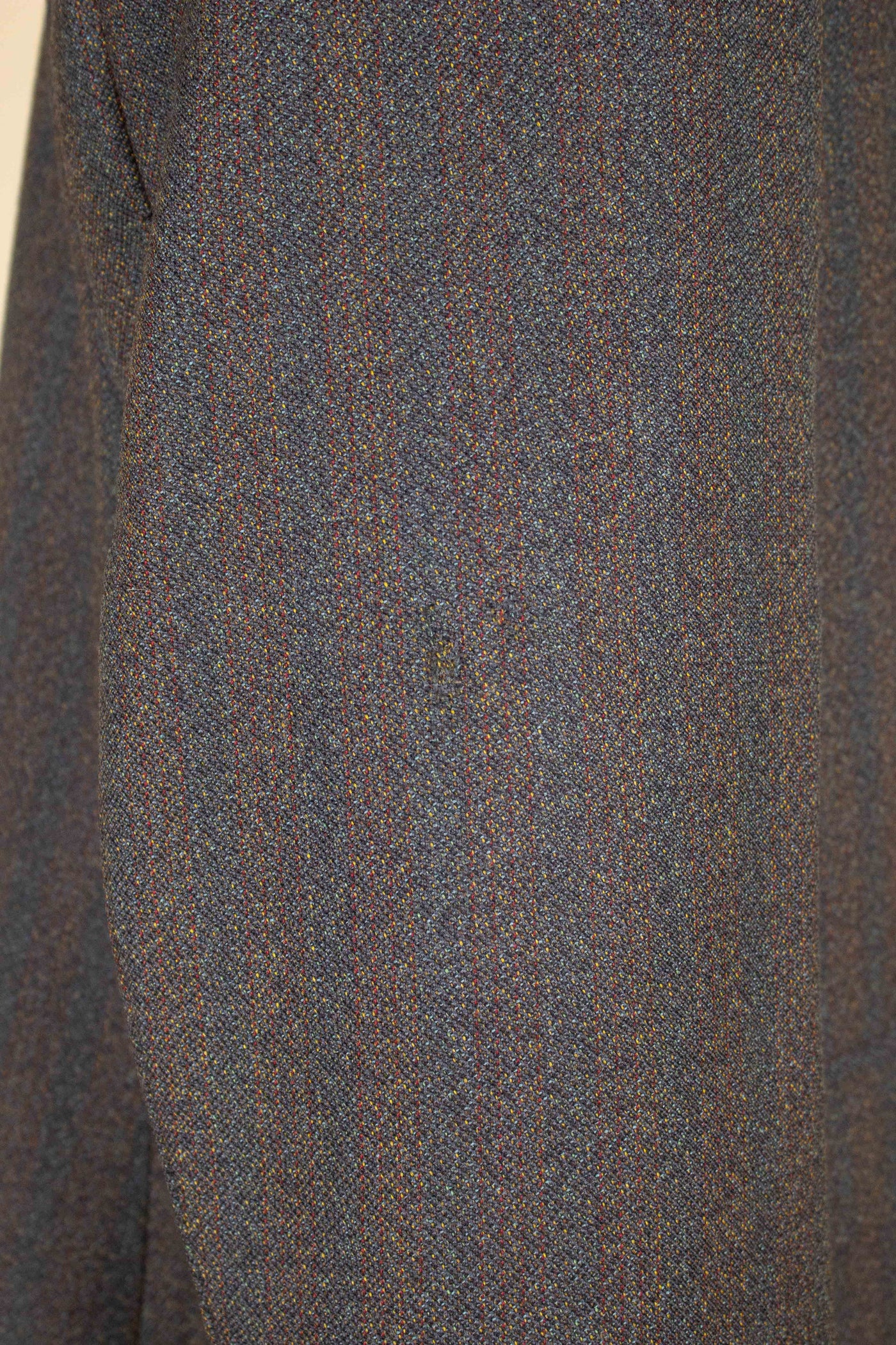 BRITISH 1950S/1960S BROWN-GREEN TWO PIECE SINGLE BREASTED BESPOKE SUIT. SIZE CA EU 52-54