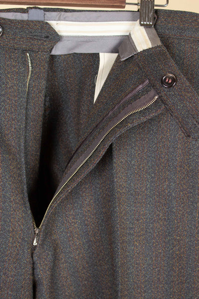BRITISH 1950S/1960S BROWN-GREEN TWO PIECE SINGLE BREASTED BESPOKE SUIT. SIZE CA EU 52-54