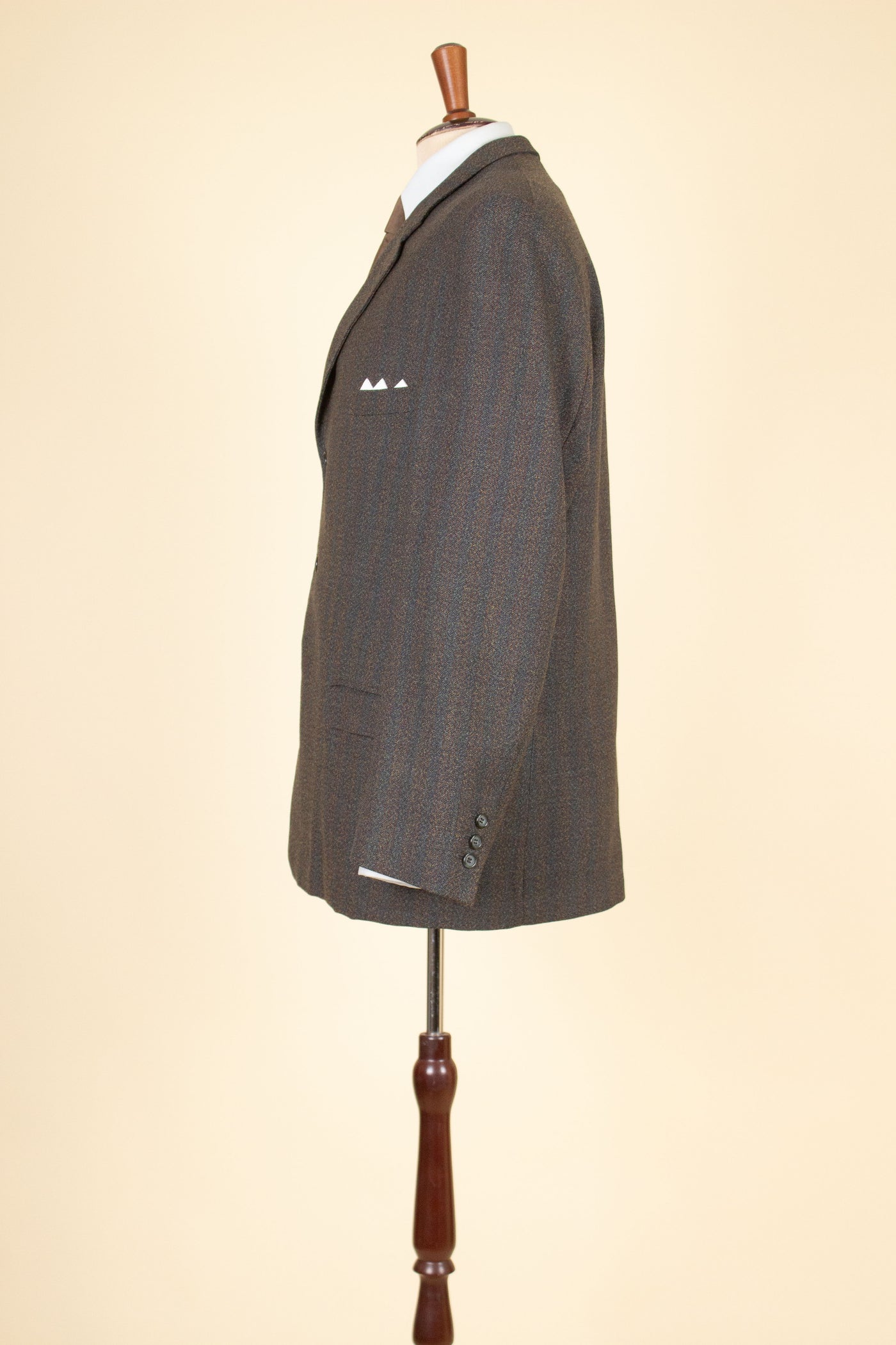 BRITISH 1950S/1960S BROWN-GREEN TWO PIECE SINGLE BREASTED BESPOKE SUIT. SIZE CA EU 52-54