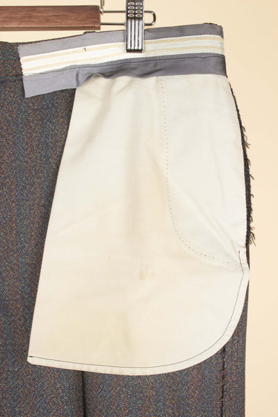 BRITISH 1950S/1960S BROWN-GREEN TWO PIECE SINGLE BREASTED BESPOKE SUIT. SIZE CA EU 52-54
