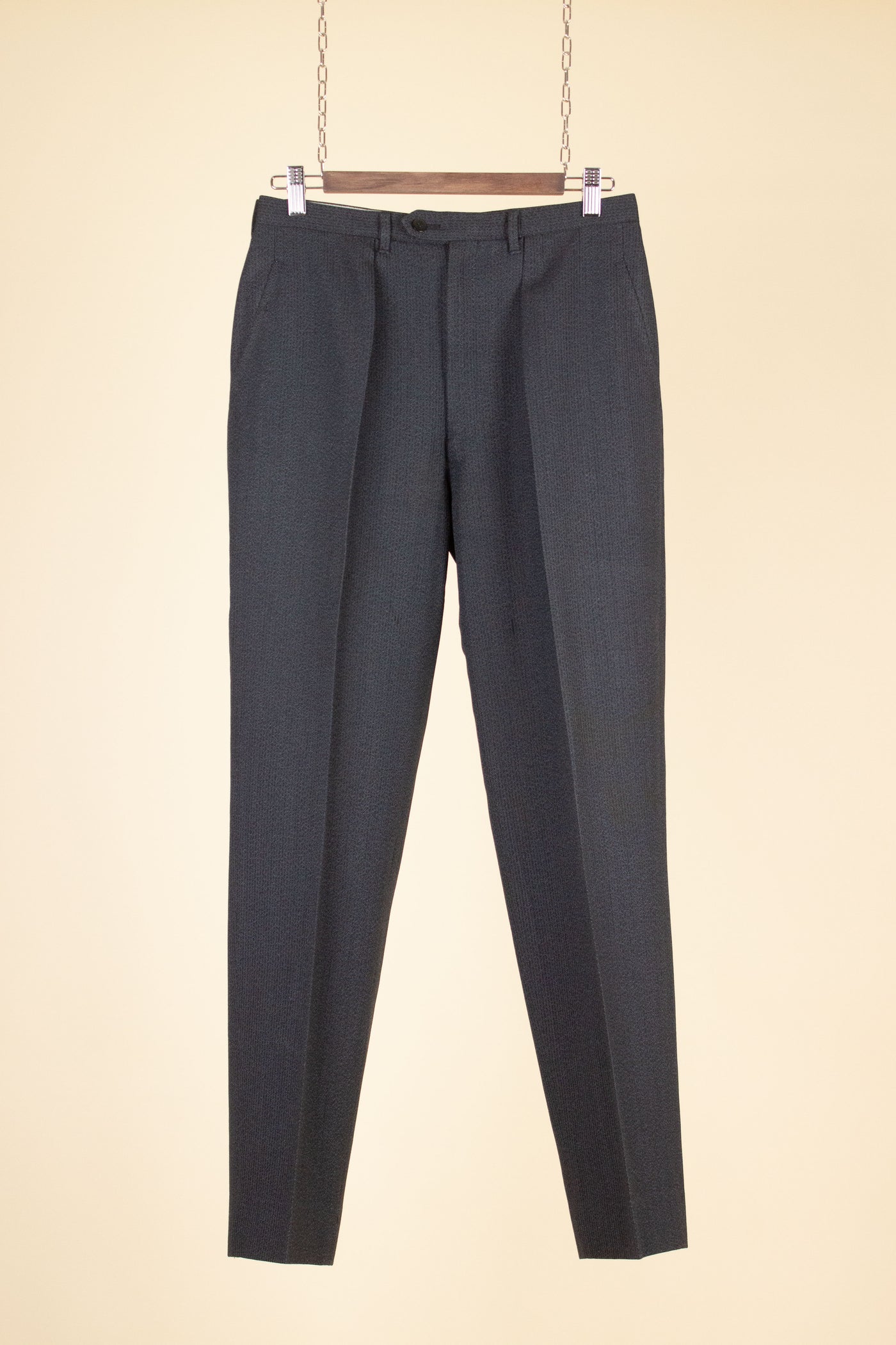 SWEDISH 1950S DARK GREY DOUBLE BREASTED TWO PIECE SUIT BY COLLIJNS. SIZE CA EU 46-48
