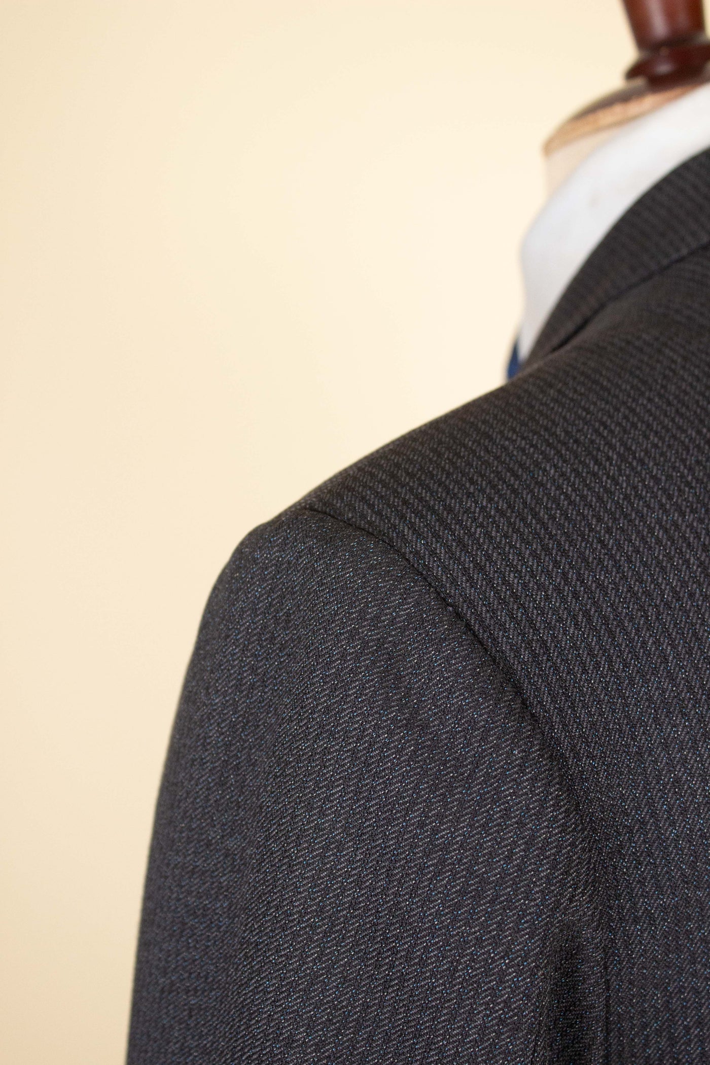 SWEDISH 1950S DARK GREY DOUBLE BREASTED TWO PIECE SUIT BY COLLIJNS. SIZE CA EU 46-48