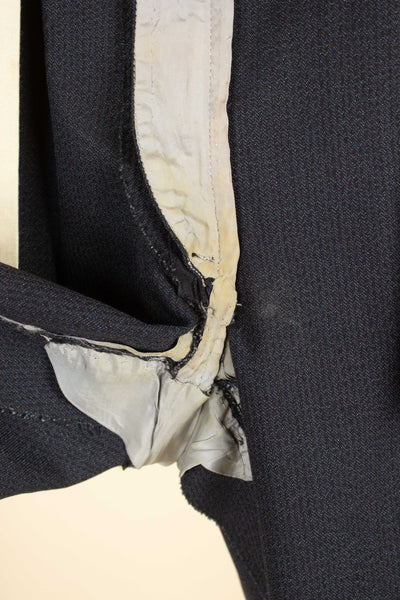 SWEDISH 1950S DARK GREY DOUBLE BREASTED TWO PIECE SUIT BY COLLIJNS. SIZE CA EU 46-48