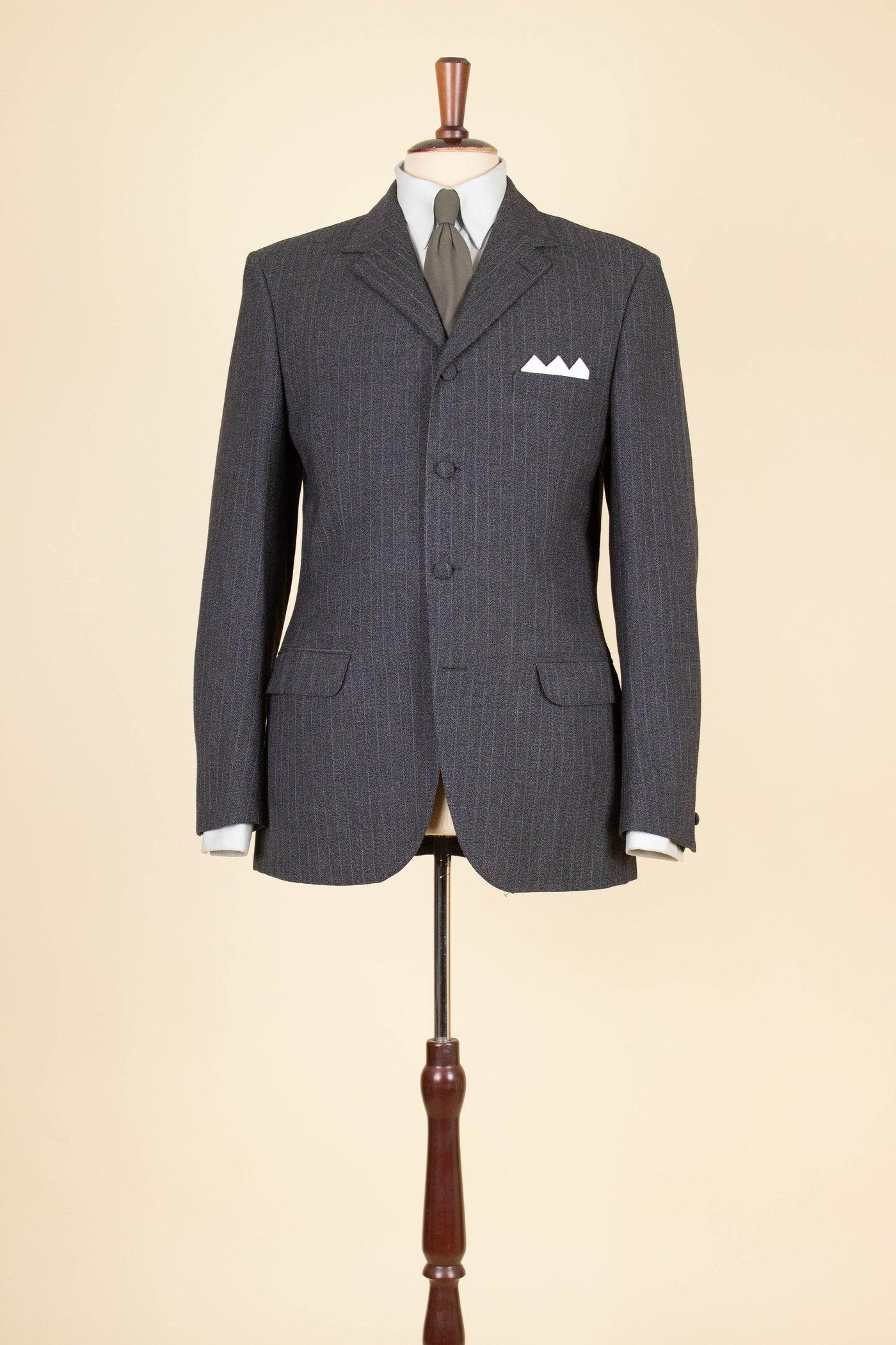 SWEDISH 1960S DARK GREY PINSTRIPED SINGLE BREASTED SUIT BY MAGNI. SIZE CA EU 48