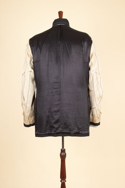 SWEDISH 1940s DARK GREY TWO PIECE SINGLE BREASTED SUIT. SIZE CA EU 54-56