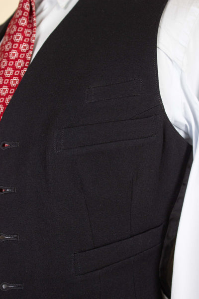 SWEDISH 1940S BLACK THREE PIECE SUIT BY SVENSK-ENGELSKA SKRÄDDERIET. SIZE CA EU 44-46