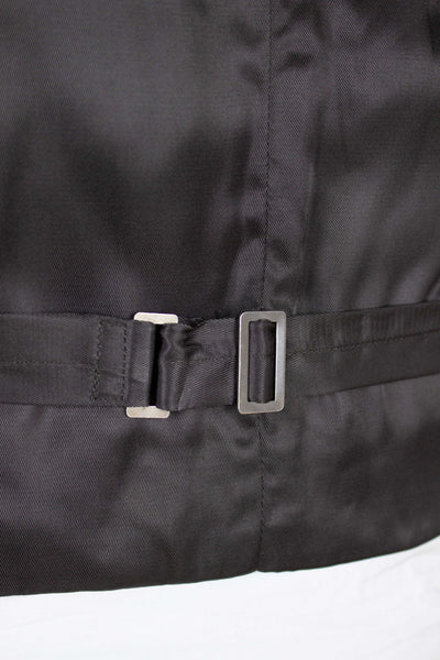 SWEDISH 1940S BLACK THREE PIECE SUIT BY SVENSK-ENGELSKA SKRÄDDERIET. SIZE CA EU 44-46