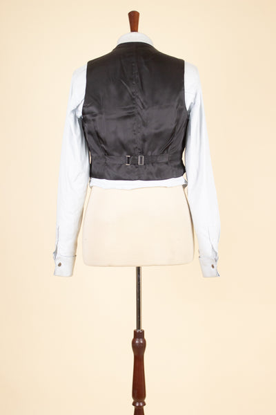 SWEDISH 1940S BLACK THREE PIECE SUIT BY SVENSK-ENGELSKA SKRÄDDERIET. SIZE CA EU 44-46