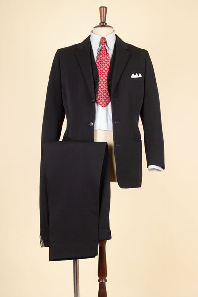 SWEDISH 1940S BLACK THREE PIECE SUIT BY SVENSK-ENGELSKA SKRÄDDERIET. SIZE CA EU 44-46