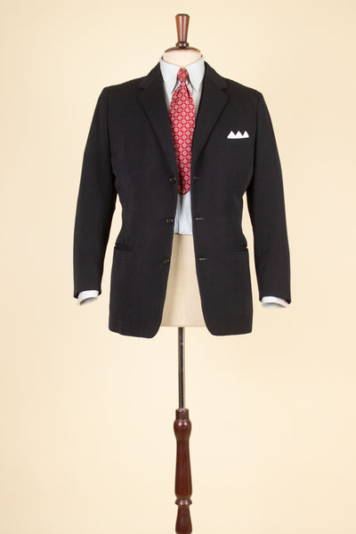 SWEDISH 1940S BLACK THREE PIECE SUIT BY SVENSK-ENGELSKA SKRÄDDERIET. SIZE CA EU 44-46
