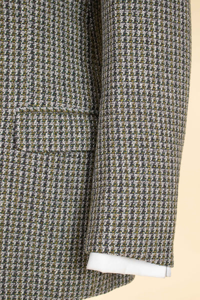 BRITISH 1960S GREY/YELLOW/GREEN PATTERNED THREE PIECE HARRIS TWEED SUIT. SIZE CA EU 44-46