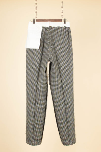 BRITISH 1960S GREY/YELLOW/GREEN PATTERNED THREE PIECE HARRIS TWEED SUIT. SIZE CA EU 44-46