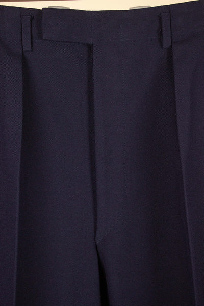 SWEDISH 1940S/1950S DARK BLUE SINGLE BREASTED TWO PIECE SUIT BY KABOM. SIZE CA EU 52