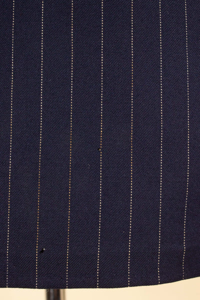 BRITISH 1969 DARK BLUE DOUBLE BREASTED PINSTRIPE BESPOKE SUIT BY HICKS AND SONS. SIZE CA EU 48