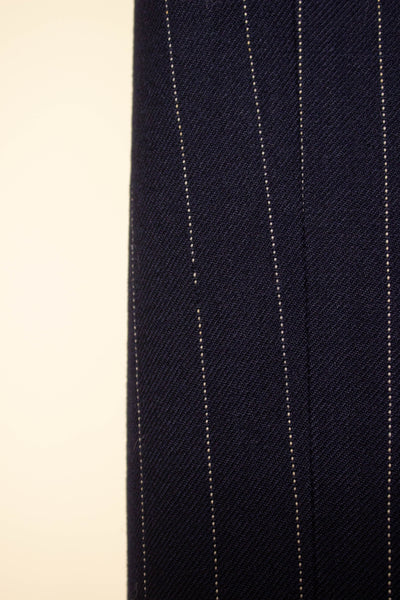 BRITISH 1969 DARK BLUE DOUBLE BREASTED PINSTRIPE BESPOKE SUIT BY HICKS AND SONS. SIZE CA EU 48