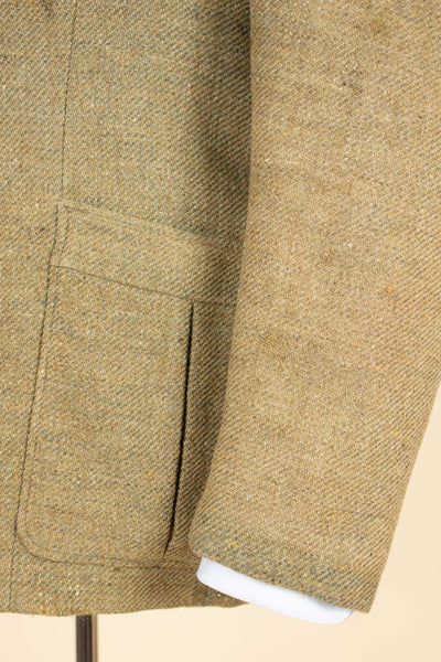 SWEDISH 1930S GREEN THREE PIECE TWEED BESPOKE SPORT SUIT. SIZE CA EU 58
