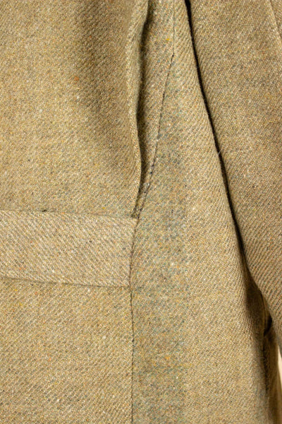 SWEDISH 1930S GREEN THREE PIECE TWEED BESPOKE SPORT SUIT. SIZE CA EU 58