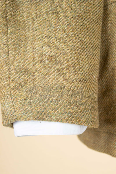 SWEDISH 1930S GREEN THREE PIECE TWEED BESPOKE SPORT SUIT. SIZE CA EU 58