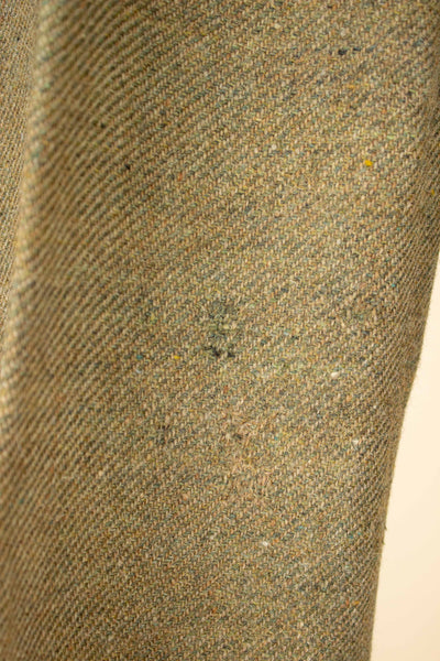 SWEDISH 1930S GREEN THREE PIECE TWEED BESPOKE SPORT SUIT. SIZE CA EU 58