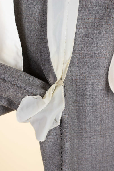 SWEDISH 1960S GREY TWO PIECE SINGLE BREASTED SUIT BY JUNESCO. SIZE CA EU 54