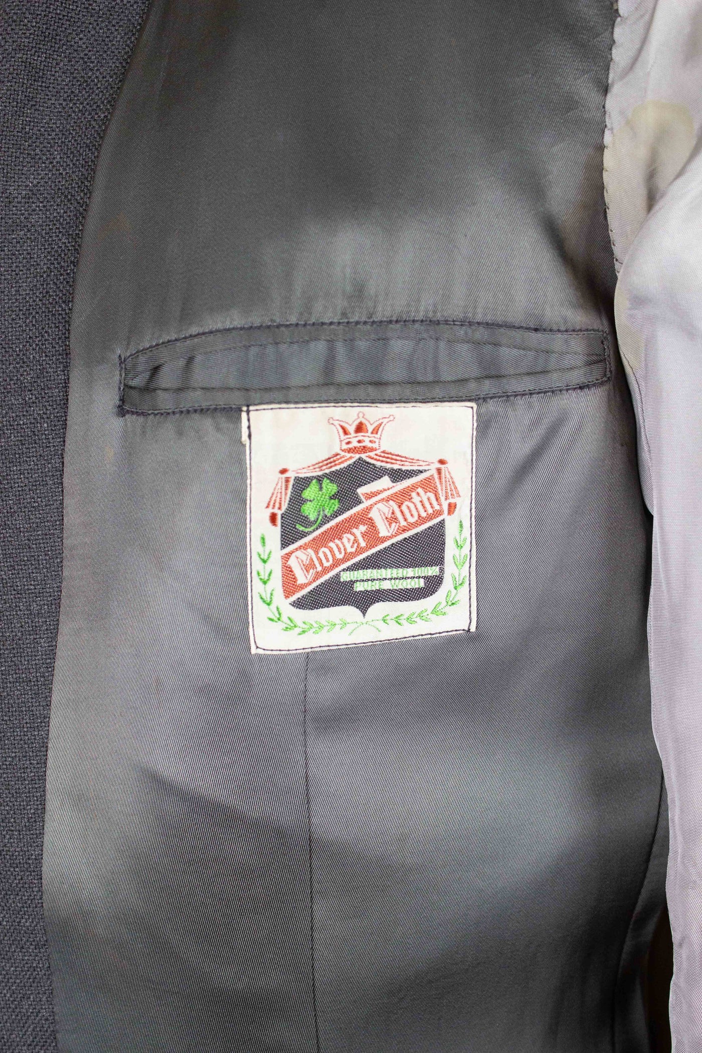 SWEDISH 1940S/1950S GREY TWO PIECE SINGLE BREASTED SUIT. SIZE CA EU 50